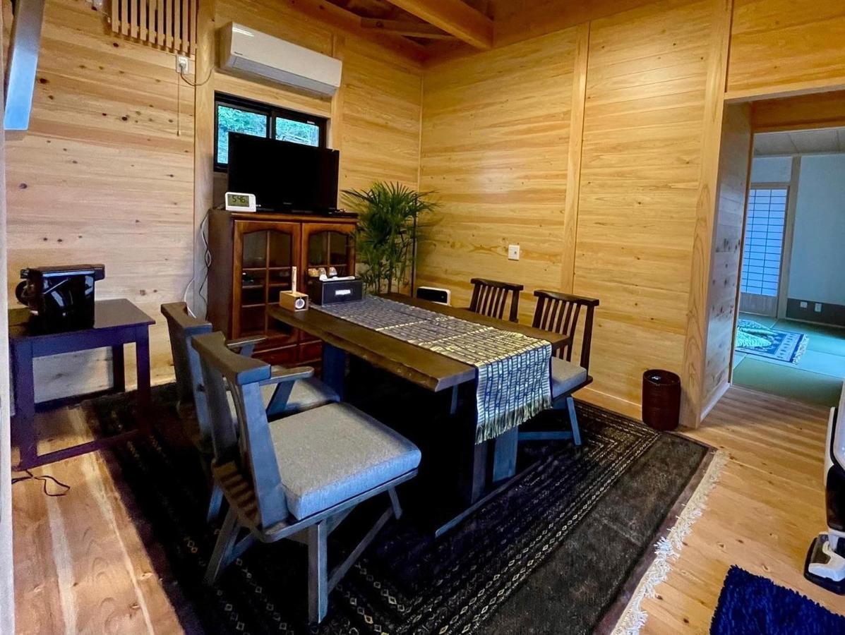 Yufuin-Sanso Waremokou Hotel Exterior photo