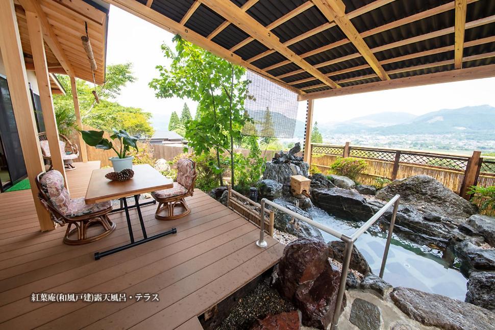 Yufuin-Sanso Waremokou Hotel Exterior photo