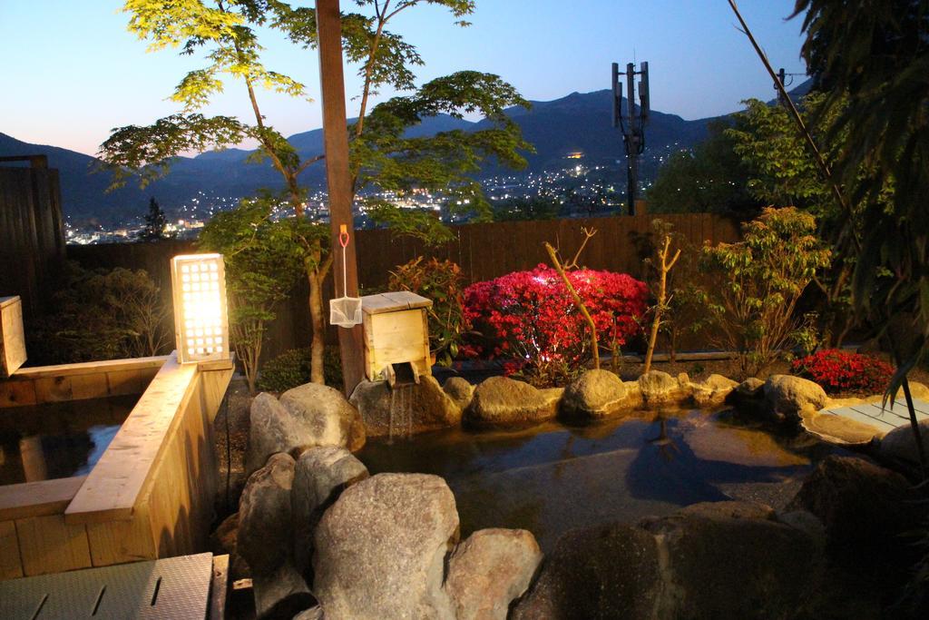 Yufuin-Sanso Waremokou Hotel Exterior photo